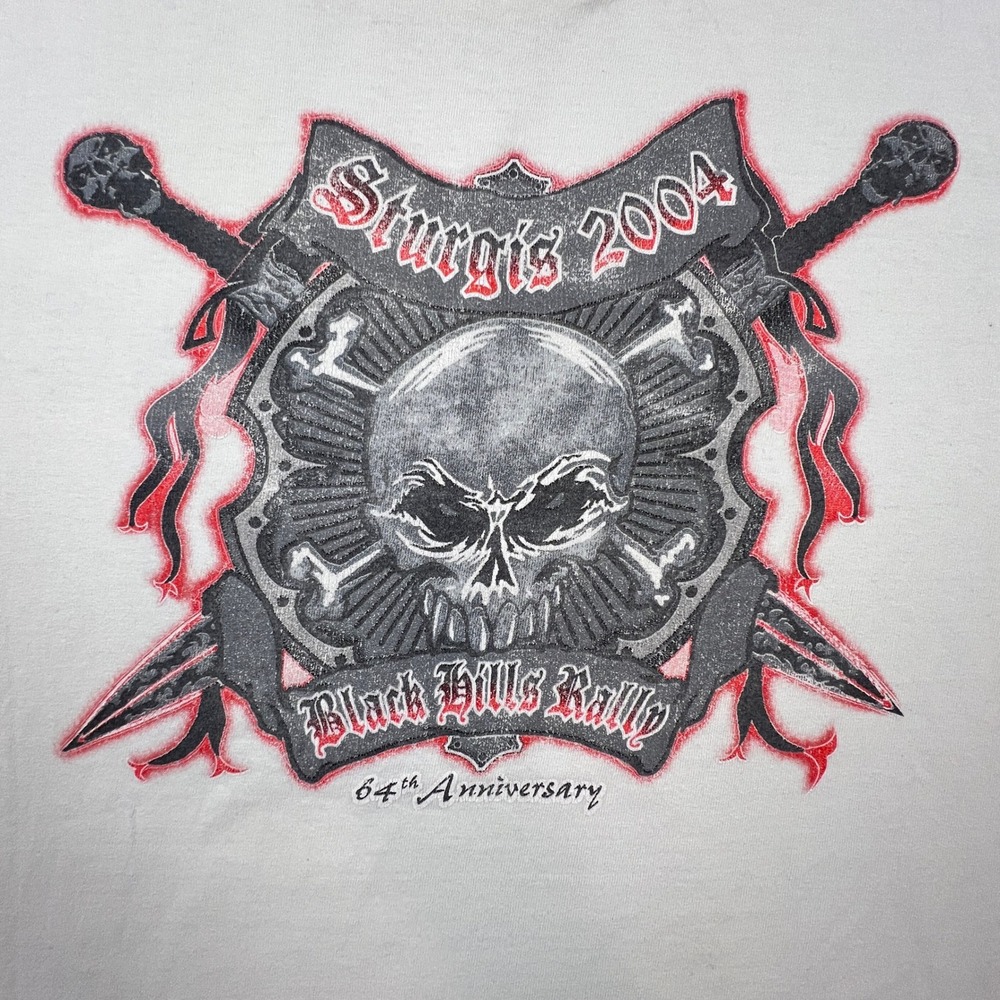 Sturgis T-Shirt Mens 2XL White 2004 Black Hills Rally 64th Anniversary Biker Tee